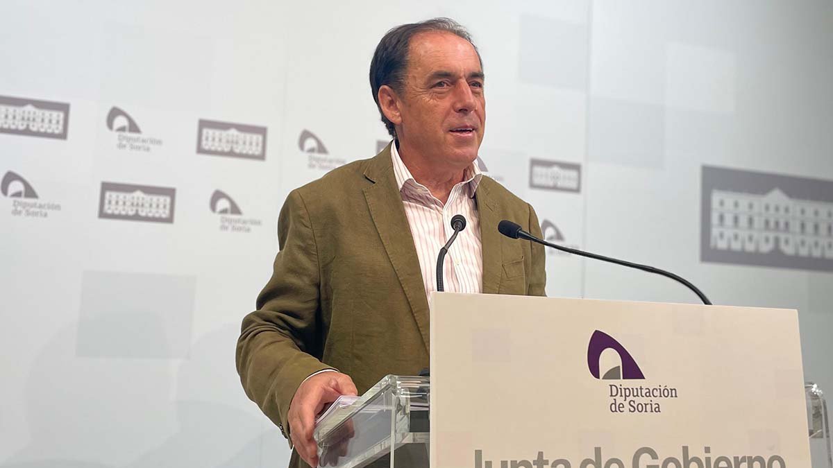 Benito Serrano, en su comparecencia ante los periodistas en Diputación.