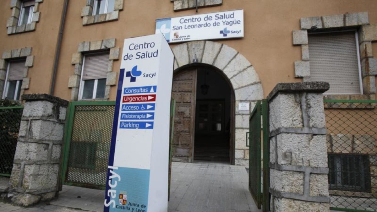 Centro de salud de San Leonardo de Yagüe.