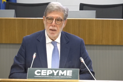 Santiago Aparicio, presidente de FOES y de CEOE Castilla y León, interviene en el encuentro de Cepyme.