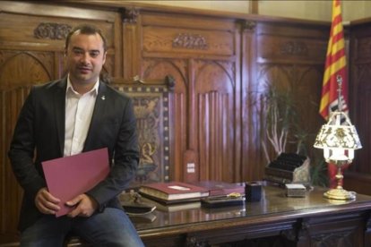 Jordi Ballart, alcalde de Terrassa, en el ayuntamiento.-JOSEP GARCIA