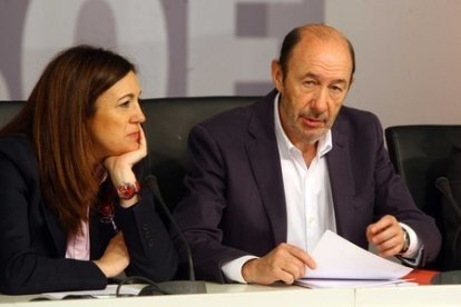 Alfredo Pérez Rubalcaba y Soraya Rodriguez.-AGUSTÍN CATALÁN