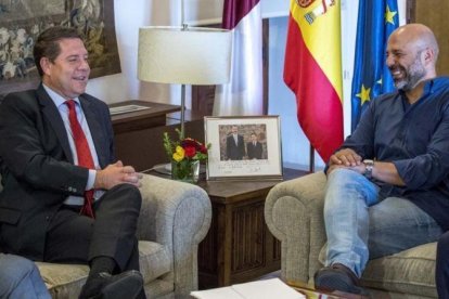 García-Page y García Molina en el Palacio de Fuensalida, Toledo.-PERIODICO (EFE / ISMAEL HERRERO)