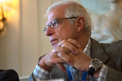 El ministro de Exteriores, Josep Borrell-PEDRO PUENTE HOYOS (EFE)