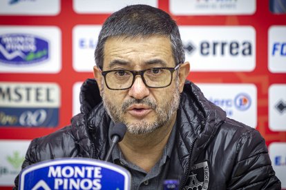 El presidente del Numancia Santiago Morales. MARIO TEJEDOR