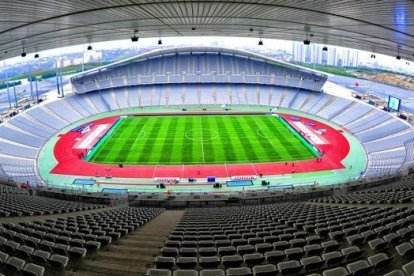 El estadio Atartuk.-