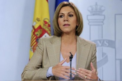 La ministra de defensa, María Dolores de Cospedal, confirma que son dos los militares expedientados por el vídeo del tanque.-/ JUAN MANUEL PRATS (ARCHIVO)