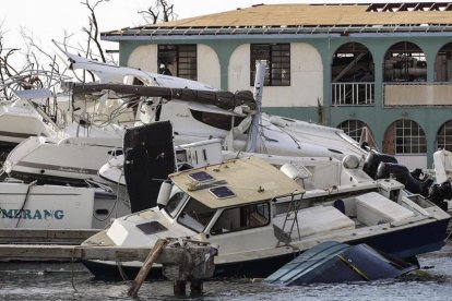 Destrozos causados por el huracán Irma en Tortola (Islas Vírgenes Británicas), el 13 de septiembre.-EFE / JOEL ROUSE