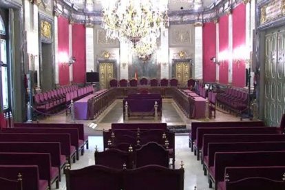 Imágenes de la sala de plenos, vacía, donde se celebrará el juicio del 1-O, a partir del 12 de febrero, en el Tribunal Supremo.-ACN