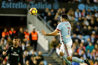 Maxi marce el segundo gol del Celta.-EFE