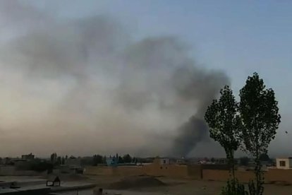 Explosiones en la ciudad de Ghazni, Afganistán, durante el ataque de los talibanes.-AF