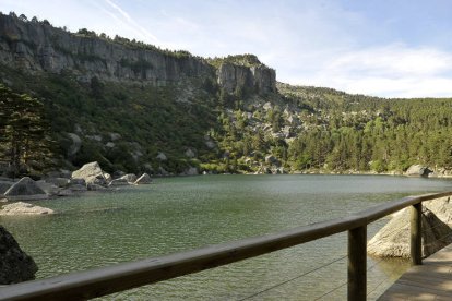 Impresionante estampa de la Laguna Negra. /FERNANDO SANTIAGO-