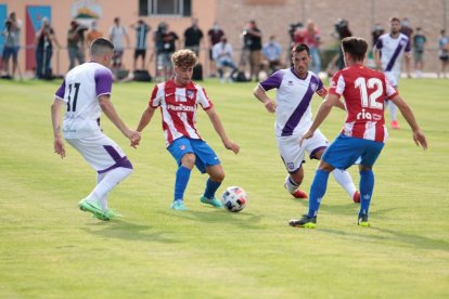 Partido ante el primer equipo del Atlético de Madrid a finales del pasado mes en El Burgo de Osma. HDS