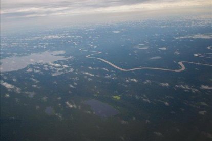 Imagen aérea de la Amazonia.-HERIBERTO ARAÚJO