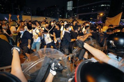 Protestas en Hong Kong en contra de la ley de extradición china.-AP