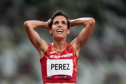 Marta Pérez lograba la segunda mejor marca española de siempre en los 3.000 metros. RFEA