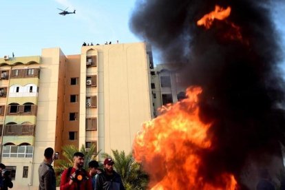 Una pasada protesta en las inmediaciones de la embajada de EEUU en Bagdad.-