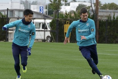 Carlos Gutiérrez en uno de los entrenamientos con el Fukuoka nipón, equipo con el que no llegó a debutar. CEDIDA