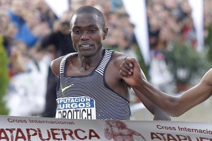 El ugandés Timothy Toroitich fue segundo el pasado domingo en Atapuerca.-SANTI OTERO