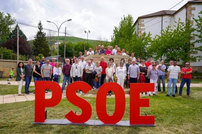 Foto de familia de la convención socialista. HDS