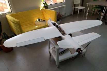 Uno de los drones utilizados por una empresa de la provincia que trabaja con esta tecnología. M.TEJEDOR