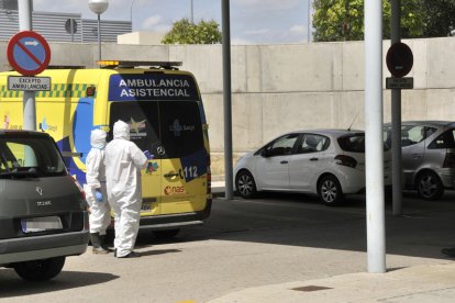 Acceso al servicio de Urgencias del Hospital Santa Bárbara. HDS