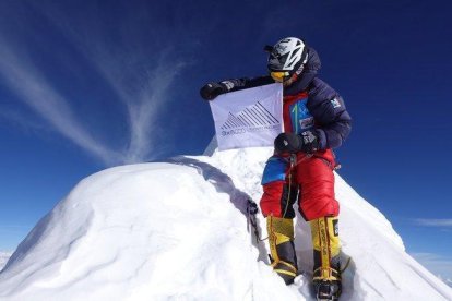 Sergi Mingote en la cima del Manaslu, en Nepal.-