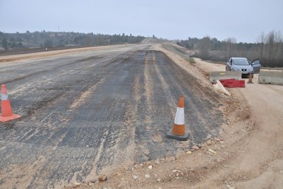 Obras de construcción de un tramo de la A-11 hace unos meses. MARIO TEJEDOR