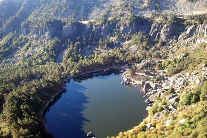 Laguna Negra-L.A.T.