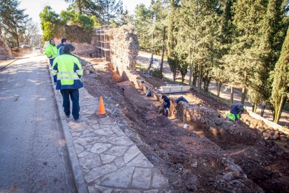 La muralla de Soria en la zona dell Castillo. MARIO TEJEDOR