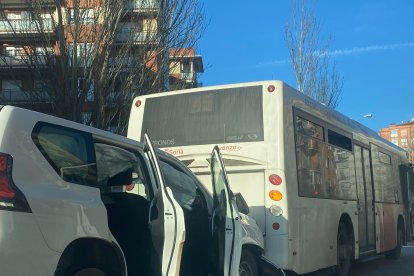 Estado en el que quedaron los dos vehículos implicados en el accidente de tráfico en Soria. HDS