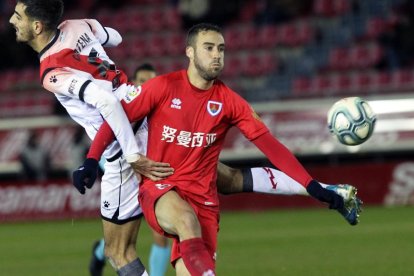 Higinio, que está apercibido con cuatro amarillas, volverá a ser la referencia del Numancia en ataque después de dos jornadas sin gol.-Mario Tejedor