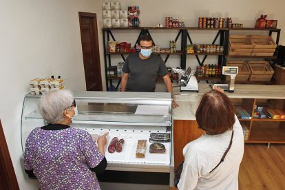 Comercio rural.-MARIO TEJEDOR