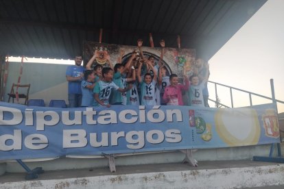 Campeón alevín masculino Manuel Ruiz Zorrilla de El Burgo de Osma. HDS