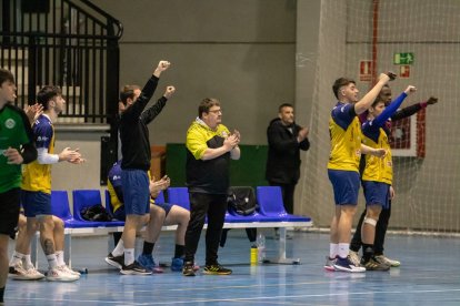 Lluelles, durante un partido del BM Soria en la liga regular. GONZALO MONTESEGURO