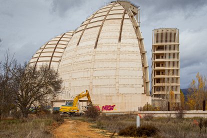 Trabajos en las Cúpulas de la Ciudad del Medio Ambiente. MARIO TEJEDOR