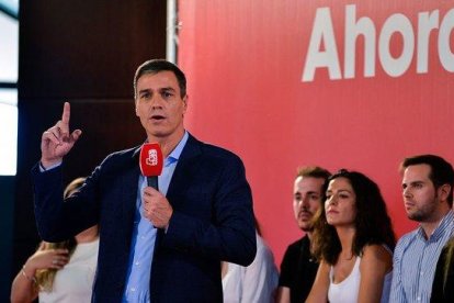 Pedro Sánchez, durante un mitin en Jaén a principios de octubre.-EUROPA PRESS / FRANCIS J. CANO