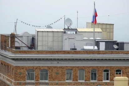 Sede del consulado ruso en San Francisco.-AP / ERIC RISBERG