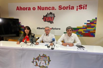 Los procuradores de Soria Ya en la rueda de prensa de este viernes. HDS