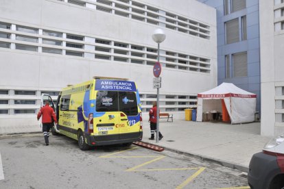 Imagen de archivo del hospital Santa Bárbara. VALENTÍN GUISANDE