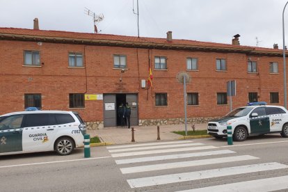 Instalaciones viejas del cuartel de San Esteban, cuyas dependencias se han trasladado a Cruz Roja por obras.-HDS