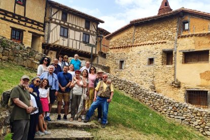 Periodistas especializados de visita en Calatañazor. HDS