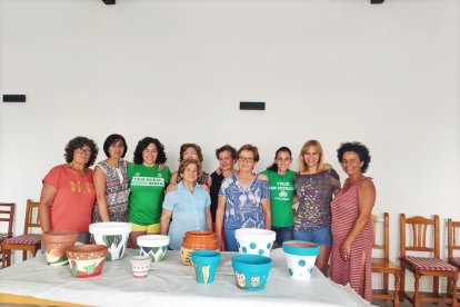 Taller de macetas realizado por Julita Romera (Alpartgata) en Los Villares.HDS