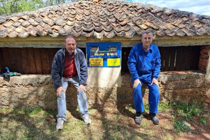 <h4 id="subTitulo">Quintanas Rubias de Arriba es una pequeña localidad de Soria, con tres habitantes, que acoge la iniciativa Huerto Poeta y reúne a escritores de Soria, Burgos y Madrid</h4>

<p> </p>

<p>FOTOS: ICAL</p>