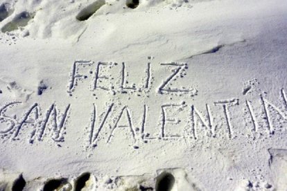 En muchos países del mundo el 14 de febrero se celebra el Día de San Valentín.-EL PERIÓDICO