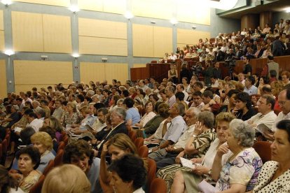 Público en el auditorio de la Audiencia.-HDS