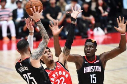 Un momento del partido de pretemporada en Tokio entre Toronto y Houston.-