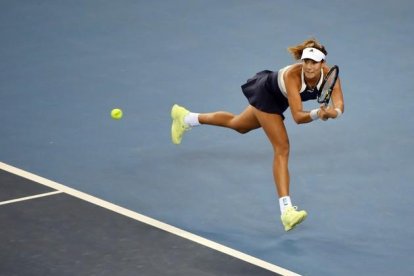 Garbiñe Muguruza, en el partido de este jueves, jugado contra la croata Mirjana Lucic-Baroni.-AFP / GREG BAKER