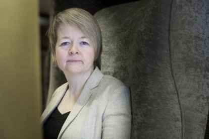 Sarah Waters presenta su novela 'Los huéspedes de pago'.-FERRAN NADEU