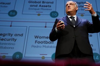 Tebas, el presidente de la Liga de Fútbol Profesional, en el World Football Summit, que se celebró en Madrid. /-EFE / MARISCAL