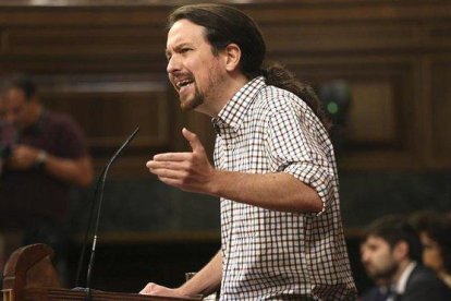 Pablo Iglesias, en la última jornada de la investidura.-DAVID CASTRO